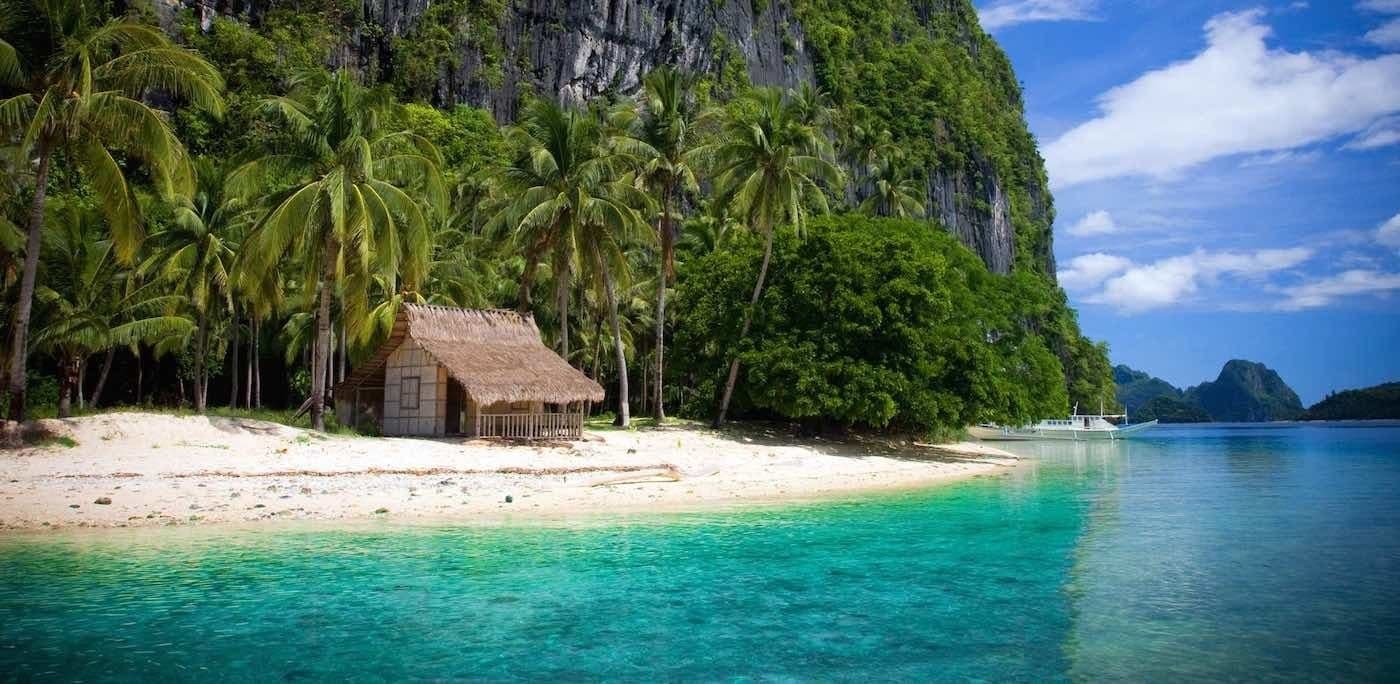 Private History Islands Tour